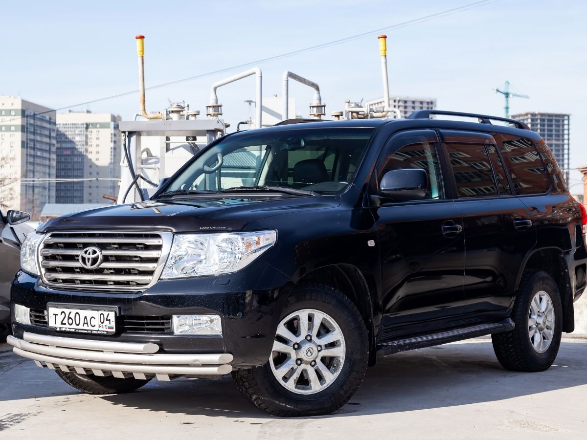 a landcruiser with a toyota cvt transmission